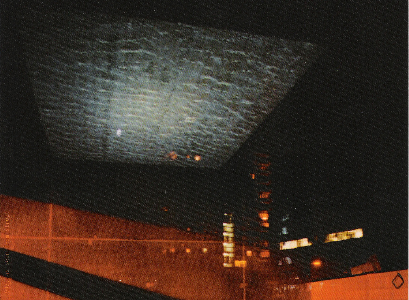 1997hergenhahn_in-het-plafond_detail